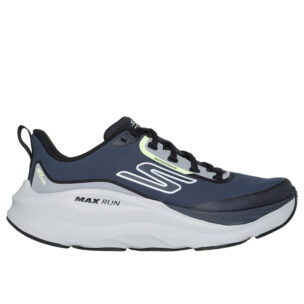 Skechers Max Cushioning Max Run – Vorteza – Waterproof – Gray Juokse pidemmälle ja mukavammin – myös sateessa. Skechers Max Cushioning Max Run – Vorteza yhdistää vedenpitävän rakenteen ja maksimaalisen pehmustuksen, jotta jokainen askel tuntuu kevyeltä ja vakaalta. Kengässä on hengittävä päällinen, joka pitää jalat mukavan kuivina, sekä kevyt ULTRA GO® -välipohja, joka tarjoaa tehokkaan iskunvaimennuksen ja energisen rullauksen. Pitävä ulkopohja antaa varmuutta vaihtelevissa olosuhteissa. Harmaa sävy viimeistelee sporttisen ja modernin tyylin.
