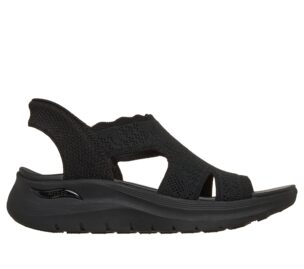Musta Skechers Slip-ins Arch Fit 2.0 - Best Match -naisten sandaali pehmeällä pohjalla ja tukevalla istuvuudella.